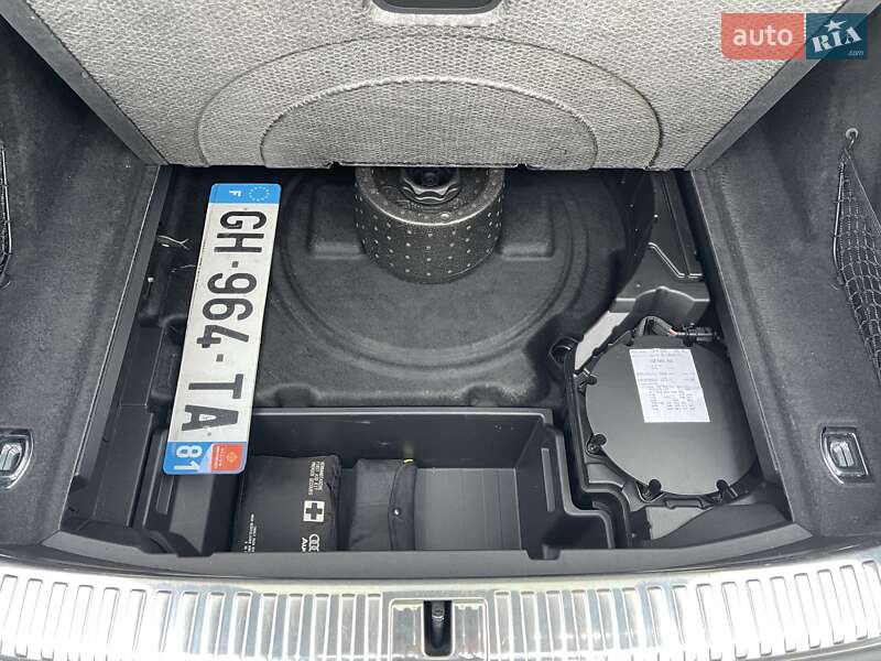 Внедорожник / Кроссовер Audi e-tron 2022 в Киеве