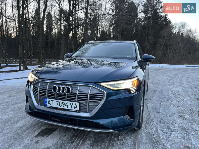 Внедорожник / Кроссовер Audi e-tron 2019 в Ивано-Франковске