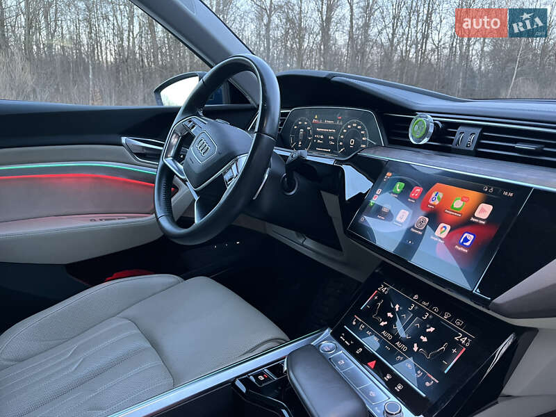 Внедорожник / Кроссовер Audi e-tron 2019 в Ивано-Франковске