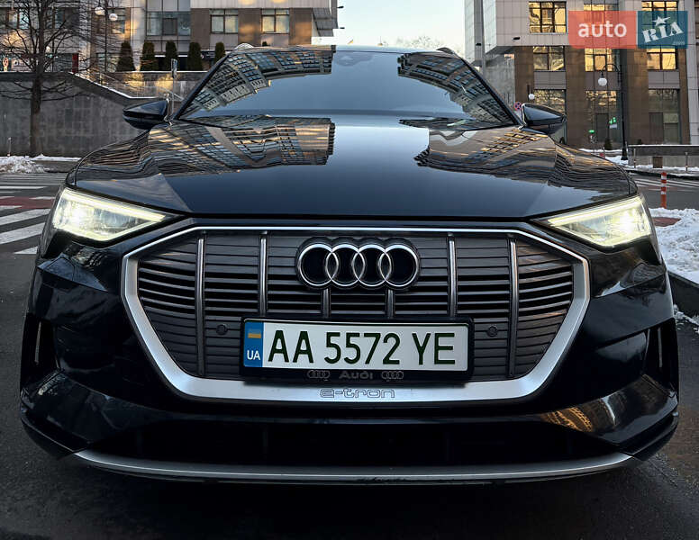 Позашляховик / Кросовер Audi e-tron 2020 в Києві