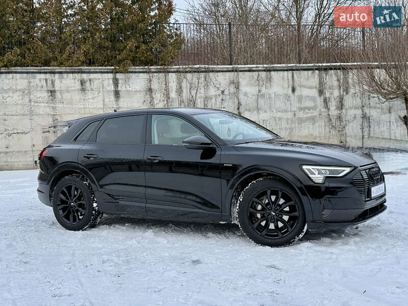 Внедорожник / Кроссовер Audi e-tron 2020 в Ровно