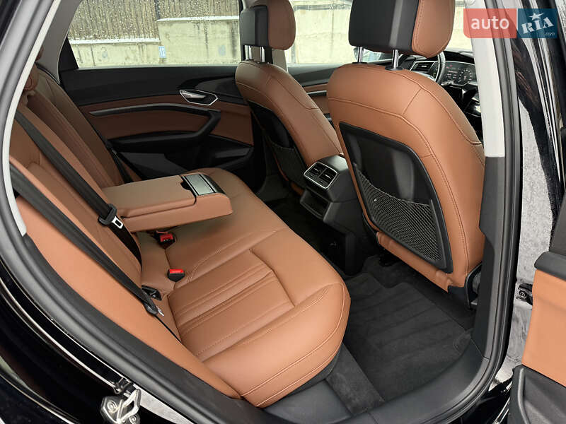 Внедорожник / Кроссовер Audi e-tron 2020 в Ровно