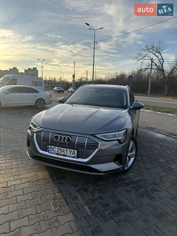 Внедорожник / Кроссовер Audi e-tron 2019 в Полтаве