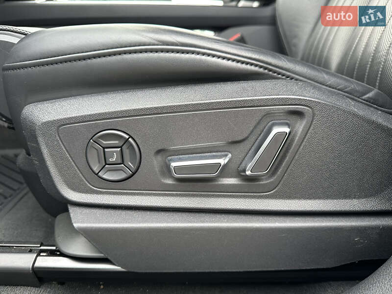 Внедорожник / Кроссовер Audi e-tron 2019 в Днепре