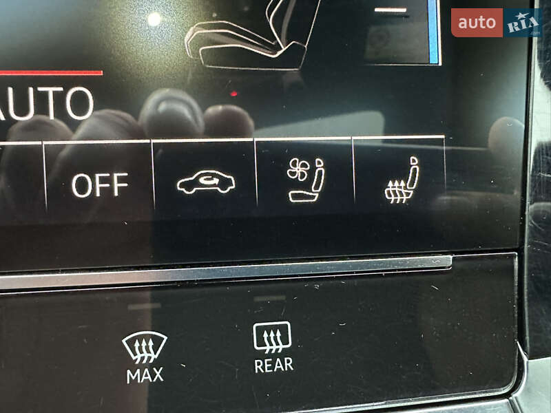 Внедорожник / Кроссовер Audi e-tron 2019 в Днепре