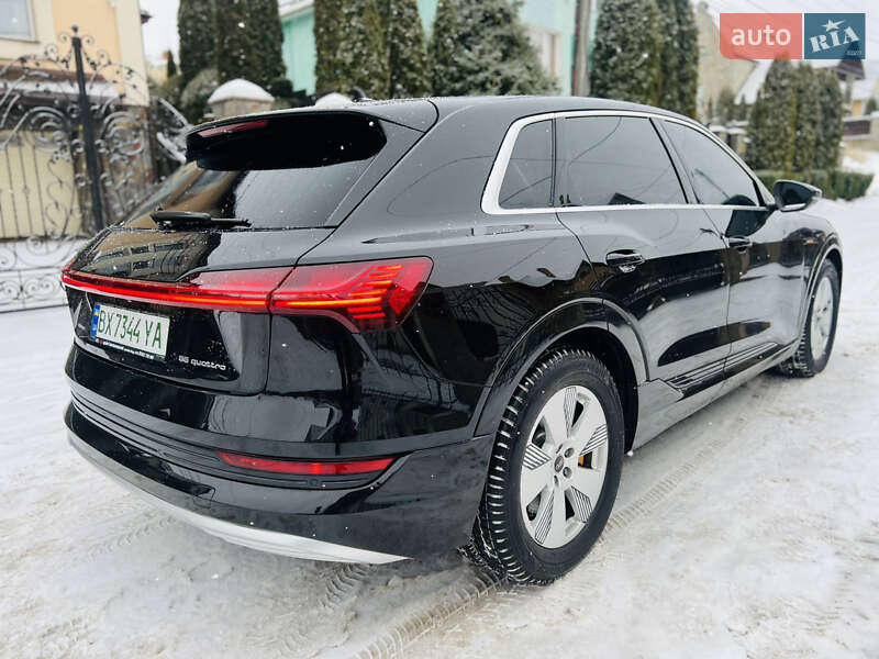 Внедорожник / Кроссовер Audi e-tron 2022 в Хмельницком