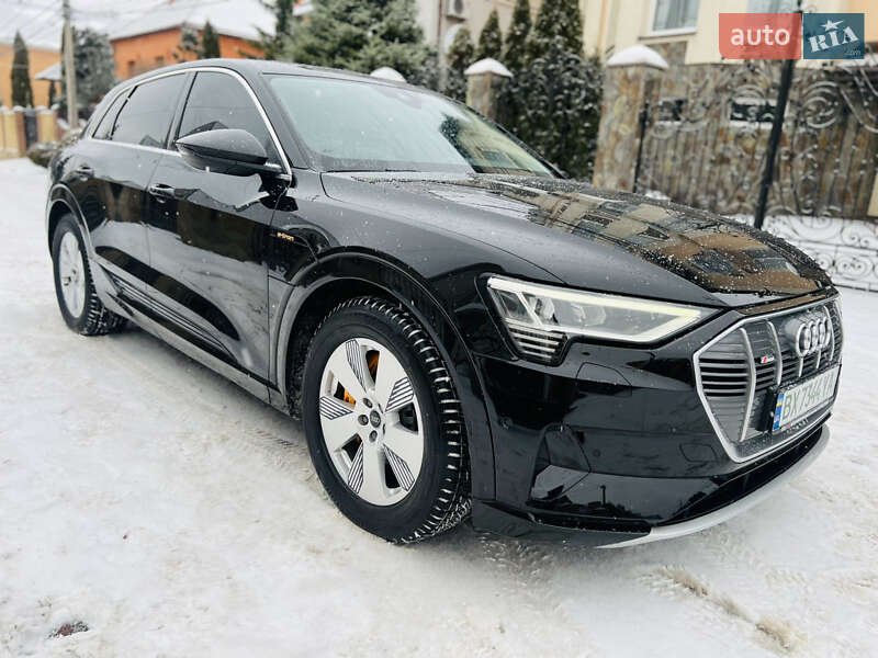 Внедорожник / Кроссовер Audi e-tron 2022 в Хмельницком