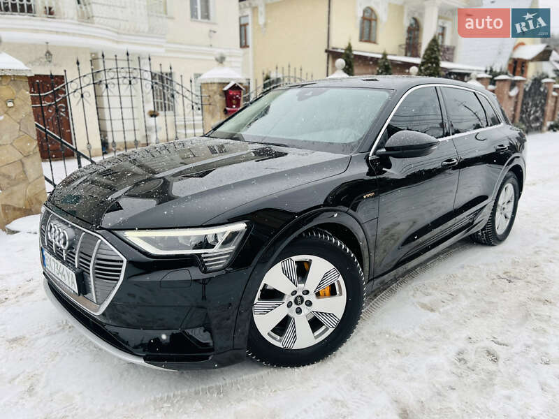 Внедорожник / Кроссовер Audi e-tron 2022 в Хмельницком