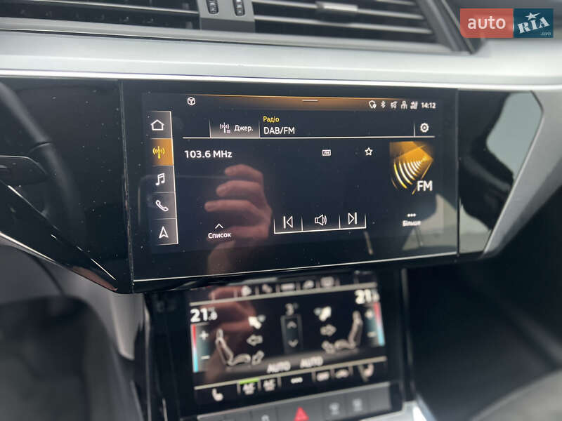 Внедорожник / Кроссовер Audi e-tron 2022 в Хмельницком