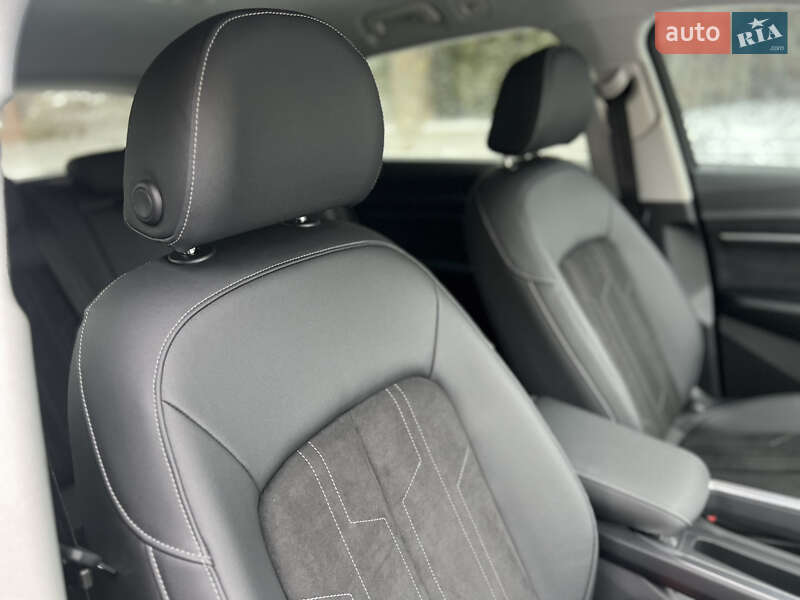 Внедорожник / Кроссовер Audi e-tron 2022 в Хмельницком