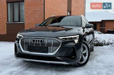 Позашляховик / Кросовер Audi e-tron 2020 в Києві