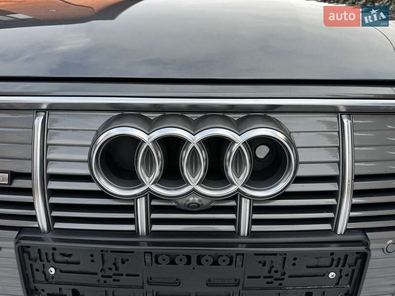 Внедорожник / Кроссовер Audi e-tron 2020 в Киеве