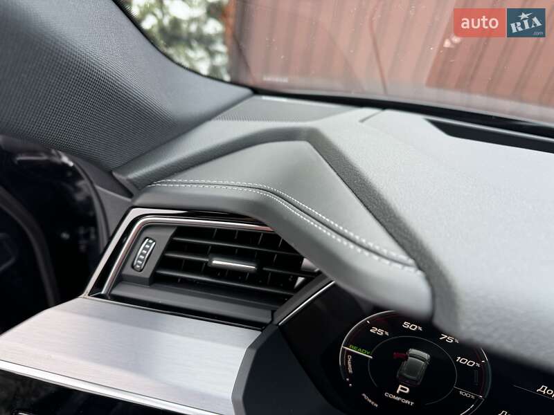 Внедорожник / Кроссовер Audi e-tron 2020 в Киеве