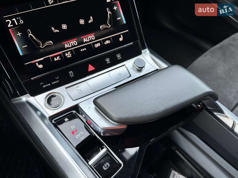 Внедорожник / Кроссовер Audi e-tron 2020 в Киеве