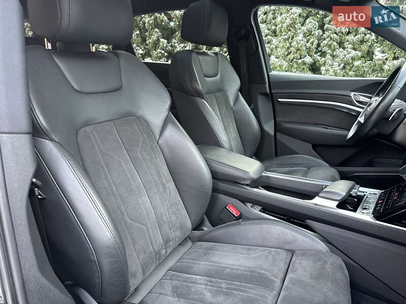 Внедорожник / Кроссовер Audi e-tron 2020 в Киеве