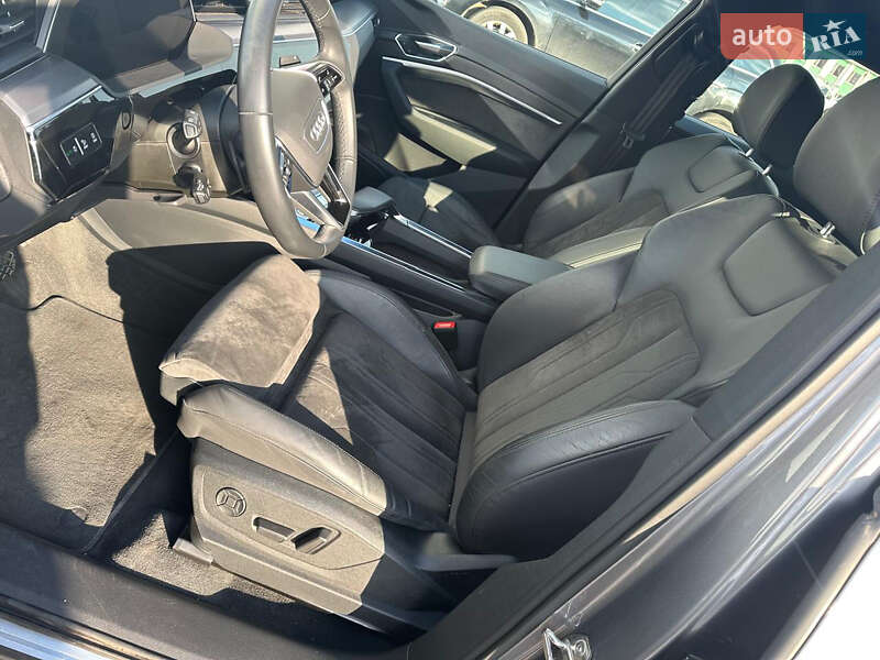 Позашляховик / Кросовер Audi e-tron 2020 в Ірпені
