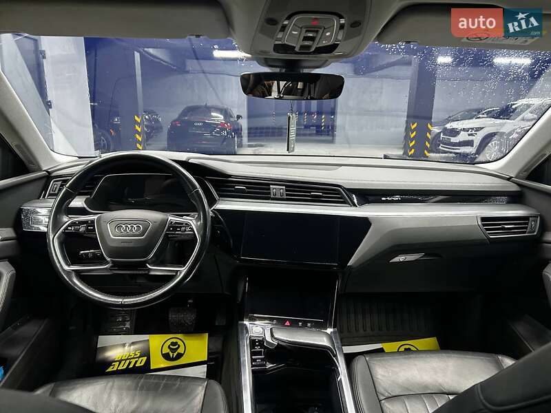 Внедорожник / Кроссовер Audi e-tron 2019 в Черновцах