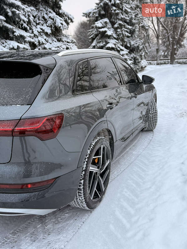 Внедорожник / Кроссовер Audi e-tron 2020 в Полтаве фото 7 Внедорожник / Кроссовер Audi e-tron 2020 в Полтаве