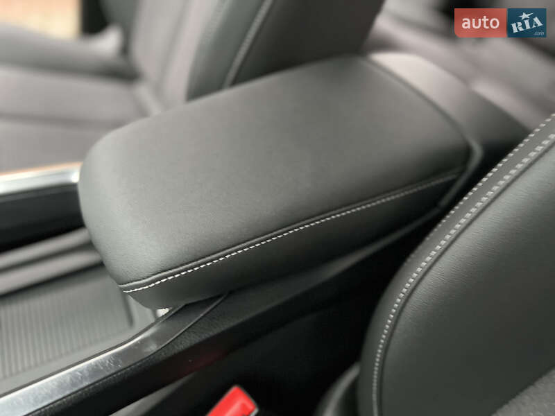 Позашляховик / Кросовер Audi e-tron 2022 в Хмельницькому