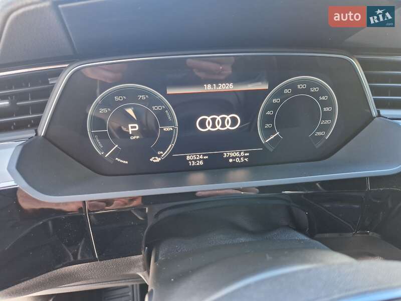 Внедорожник / Кроссовер Audi e-tron 2020 в Новояворовске