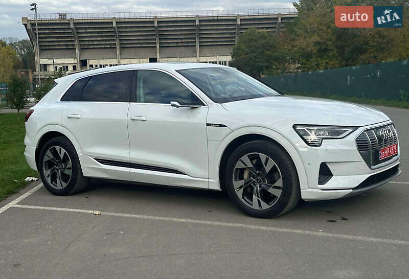 Внедорожник / Кроссовер Audi e-tron 2022 в Одессе