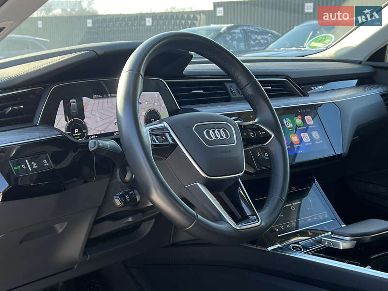 Внедорожник / Кроссовер Audi e-tron 2022 в Луцке