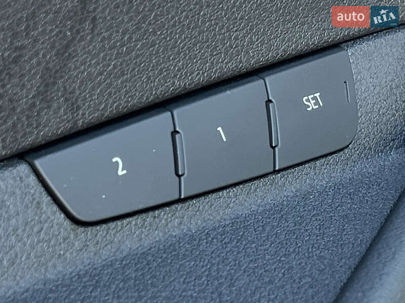 Внедорожник / Кроссовер Audi e-tron 2022 в Луцке