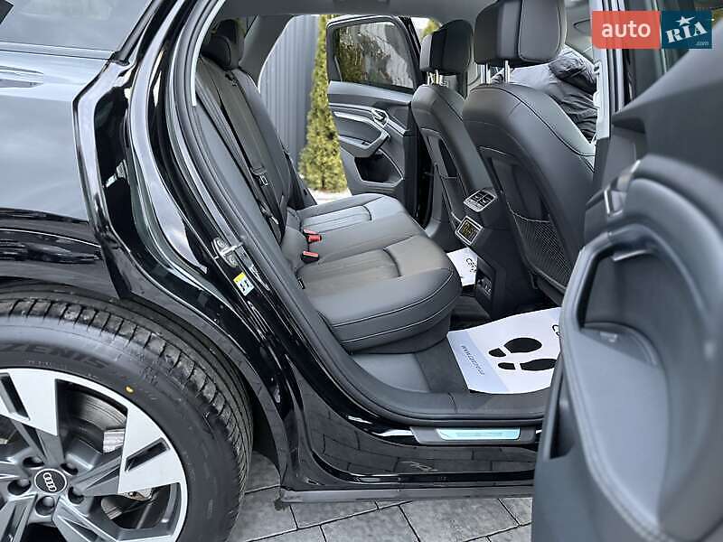 Позашляховик / Кросовер Audi e-tron 2021 в Львові