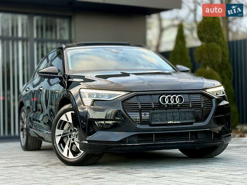 Audi e-tron 2021