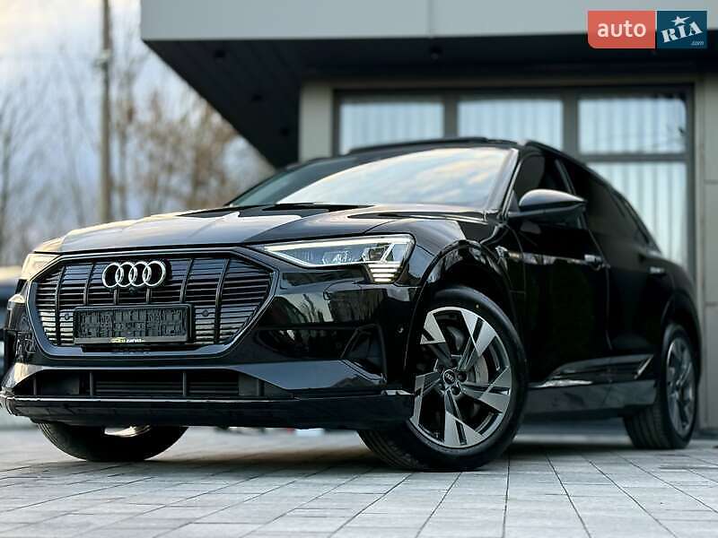 Позашляховик / Кросовер Audi e-tron 2021 в Львові