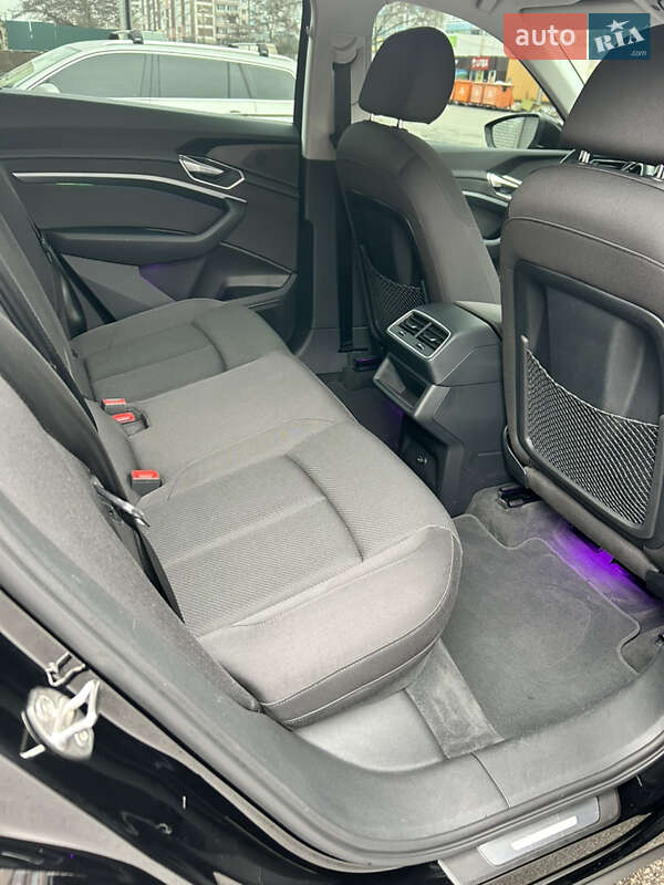 Внедорожник / Кроссовер Audi e-tron 2020 в Каменском фото 9 Внедорожник / Кроссовер Audi e-tron 2020 в Каменском