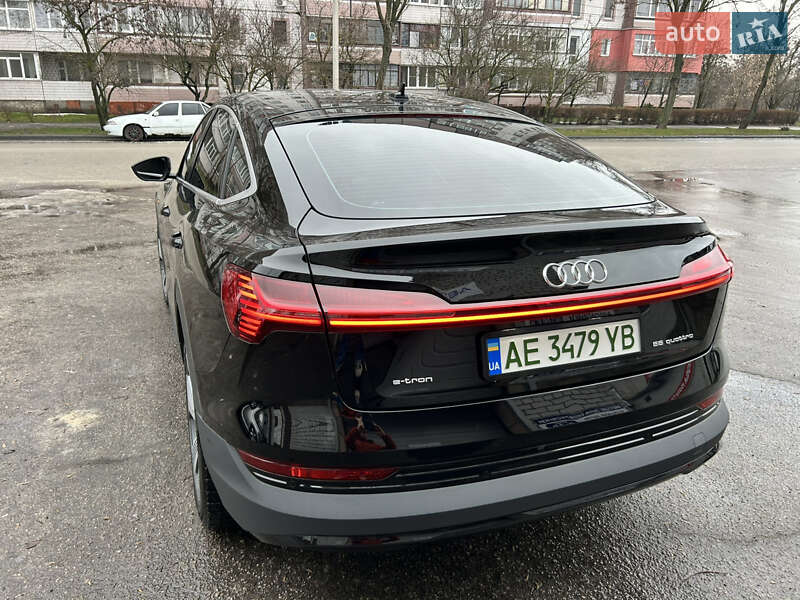 Внедорожник / Кроссовер Audi e-tron 2020 в Каменском фото 17 Внедорожник / Кроссовер Audi e-tron 2020 в Каменском