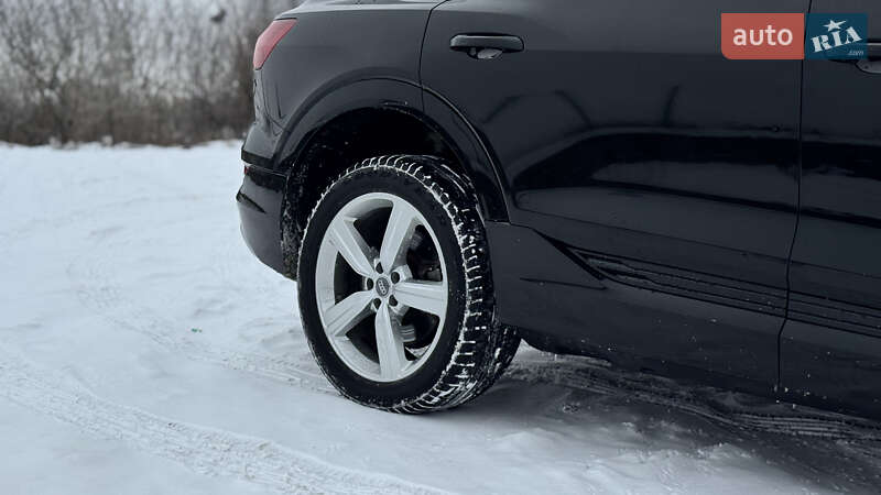 Позашляховик / Кросовер Audi e-tron 2019 в Умані фото 27 Позашляховик / Кросовер Audi e-tron 2019 в Умані