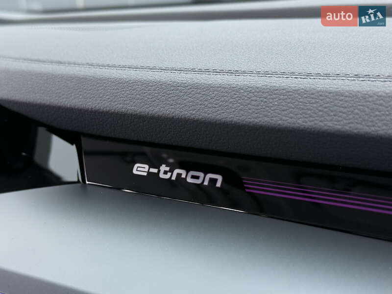 Внедорожник / Кроссовер Audi e-tron 2020 в Ровно