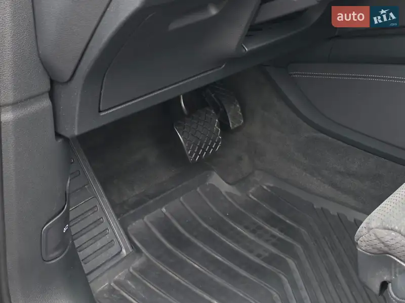 Audi e-tron 2020 VIN WAUZZZGE7MB014763 фото оголошення 2 з 69
