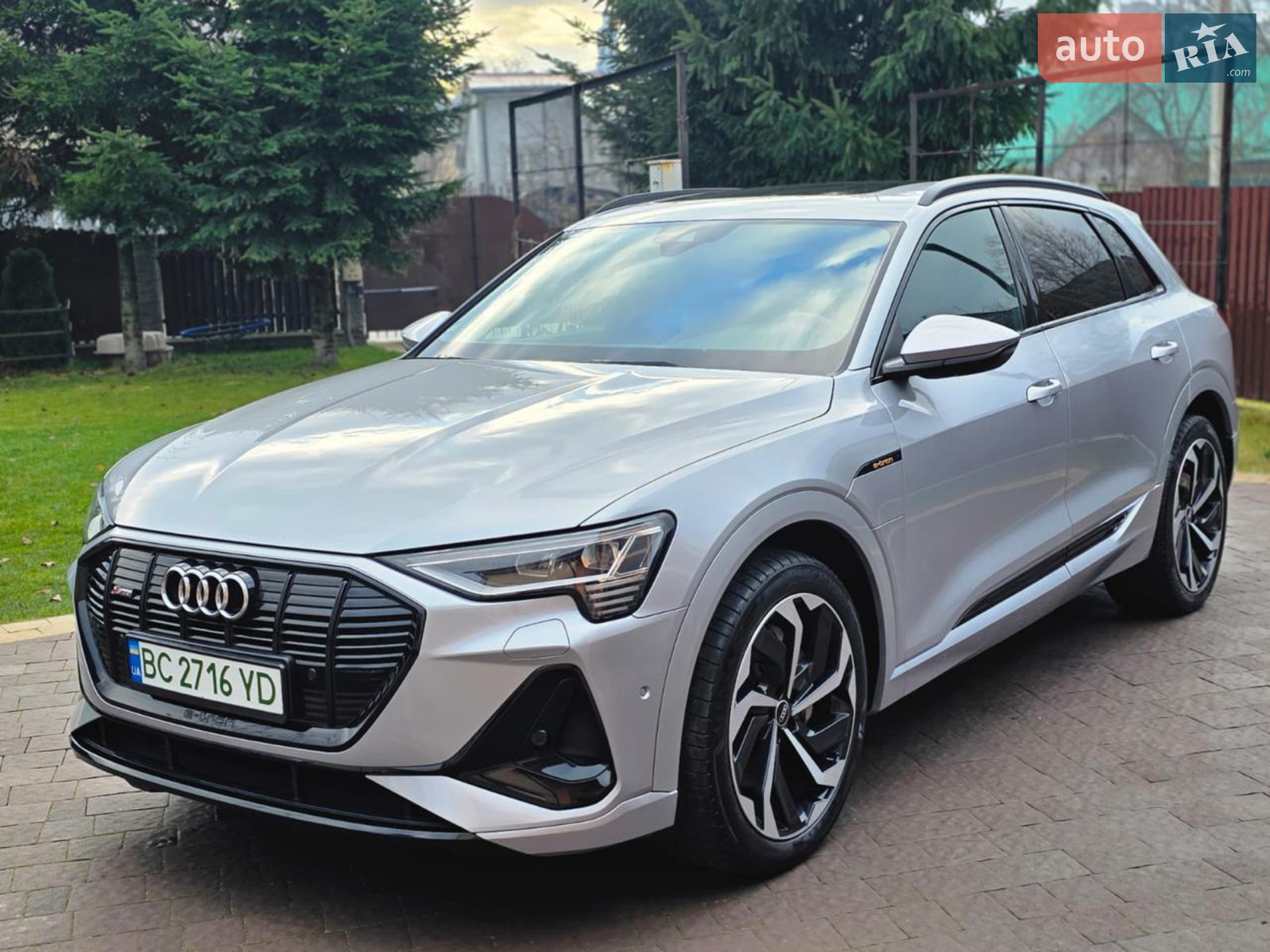 2020 Audi e-tron - мініатюра 25