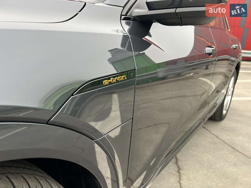 Внедорожник / Кроссовер Audi e-tron 2022 в Киеве фото 11 Внедорожник / Кроссовер Audi e-tron 2022 в Киеве