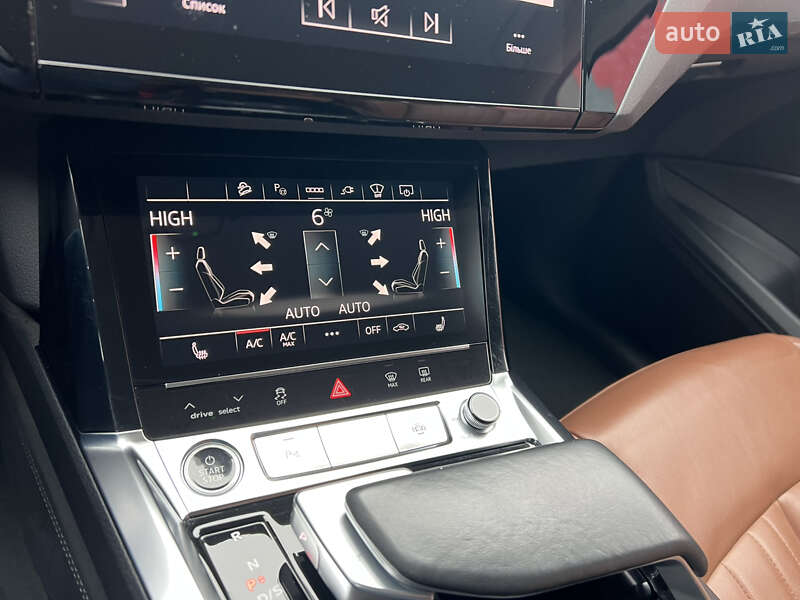 Внедорожник / Кроссовер Audi e-tron 2022 в Киеве фото 22 Внедорожник / Кроссовер Audi e-tron 2022 в Киеве