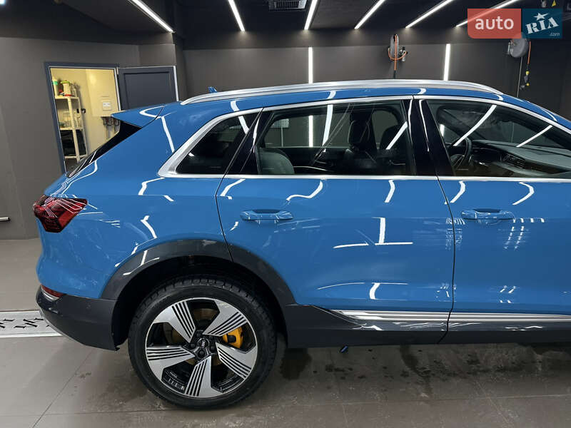 Внедорожник / Кроссовер Audi e-tron 2019 в Ужгороде фото 5 Внедорожник / Кроссовер Audi e-tron 2019 в Ужгороде