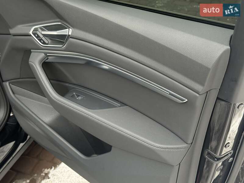 Внедорожник / Кроссовер Audi e-tron 2020 в Ровно