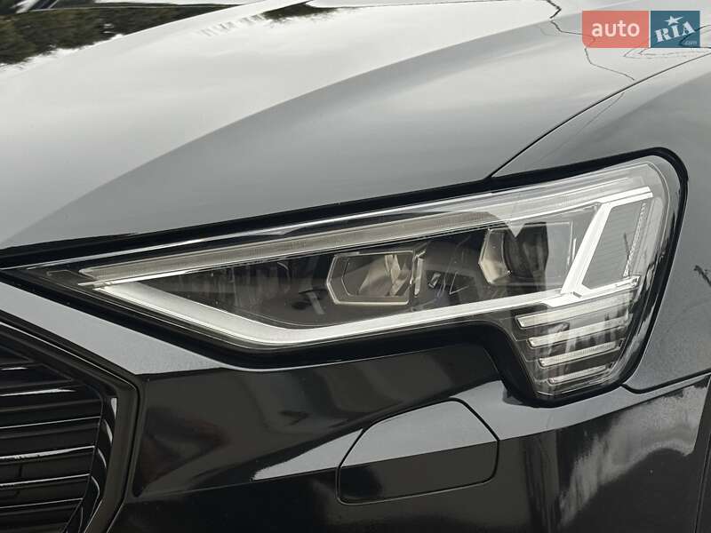 Внедорожник / Кроссовер Audi e-tron 2020 в Ровно