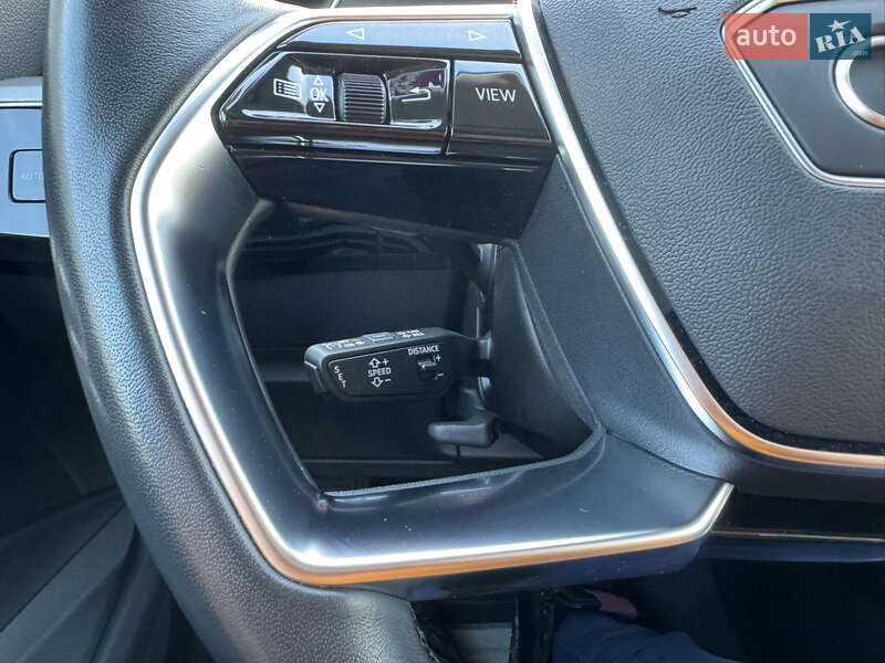 Внедорожник / Кроссовер Audi e-tron 2021 в Киеве