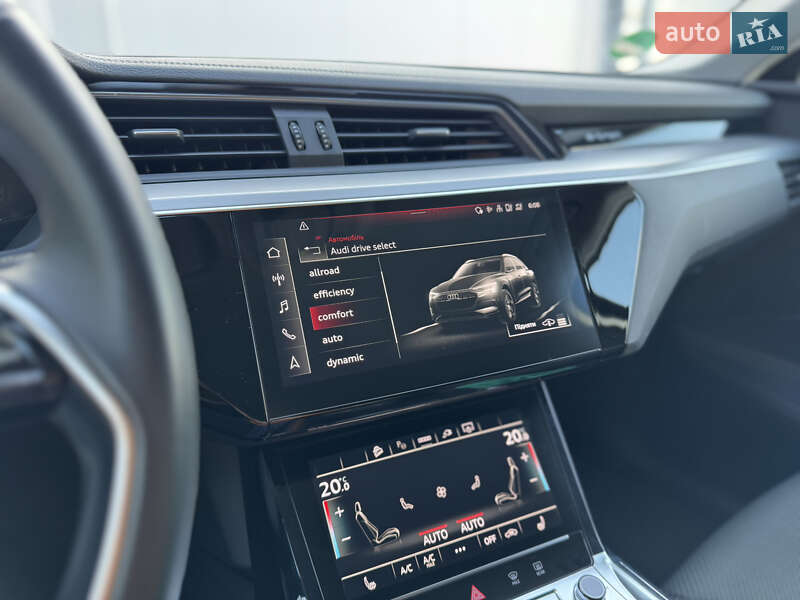 Внедорожник / Кроссовер Audi e-tron 2021 в Киеве