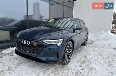 Позашляховик / Кросовер Audi e-tron 2022 в Хмельницькому