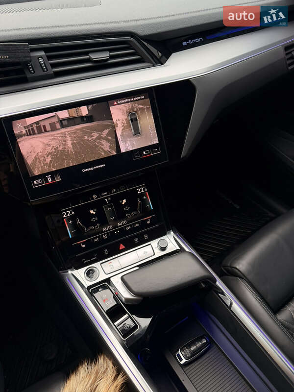 Внедорожник / Кроссовер Audi e-tron 2021 в Хмельницком