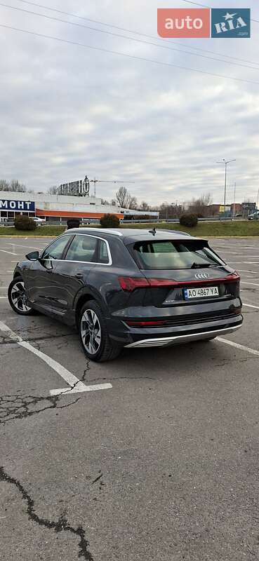 Позашляховик / Кросовер Audi e-tron 2020 в Ужгороді