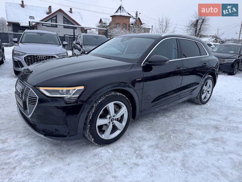 Внедорожник / Кроссовер Audi e-tron 2020 в Ивано-Франковске