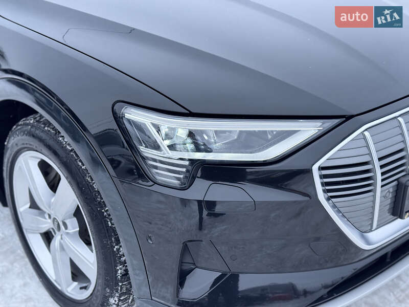 Внедорожник / Кроссовер Audi e-tron 2020 в Ивано-Франковске