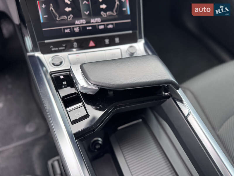 Внедорожник / Кроссовер Audi e-tron 2020 в Ивано-Франковске