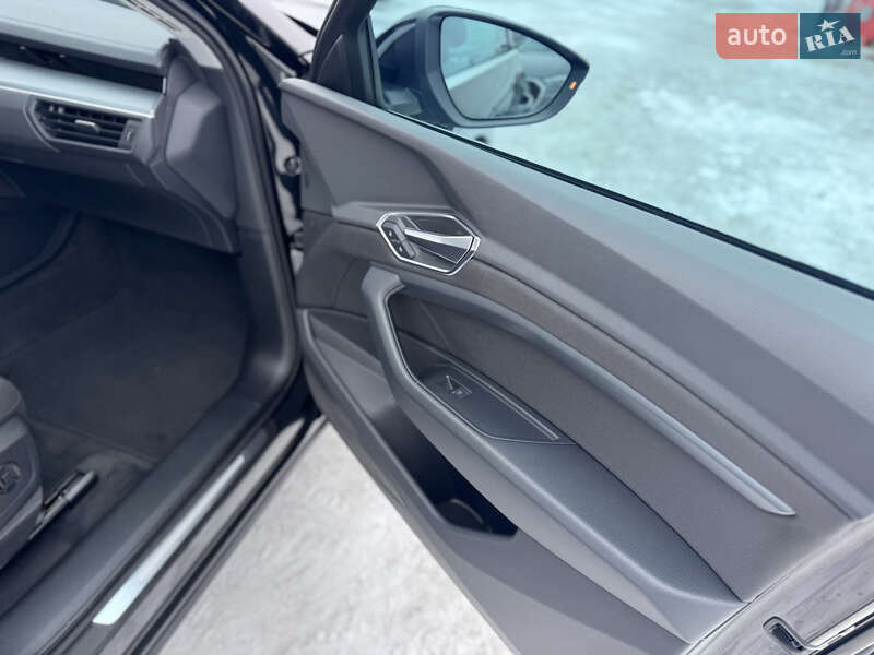 Внедорожник / Кроссовер Audi e-tron 2020 в Ивано-Франковске